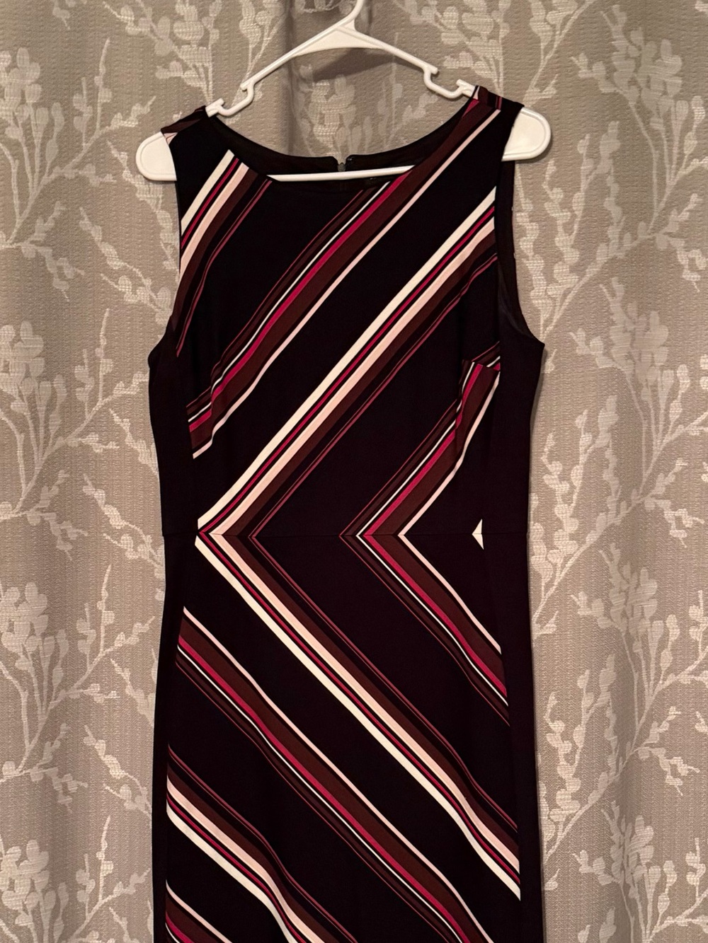 Sleeveless Black Chevron Stripe Dress with Burgundy Accents